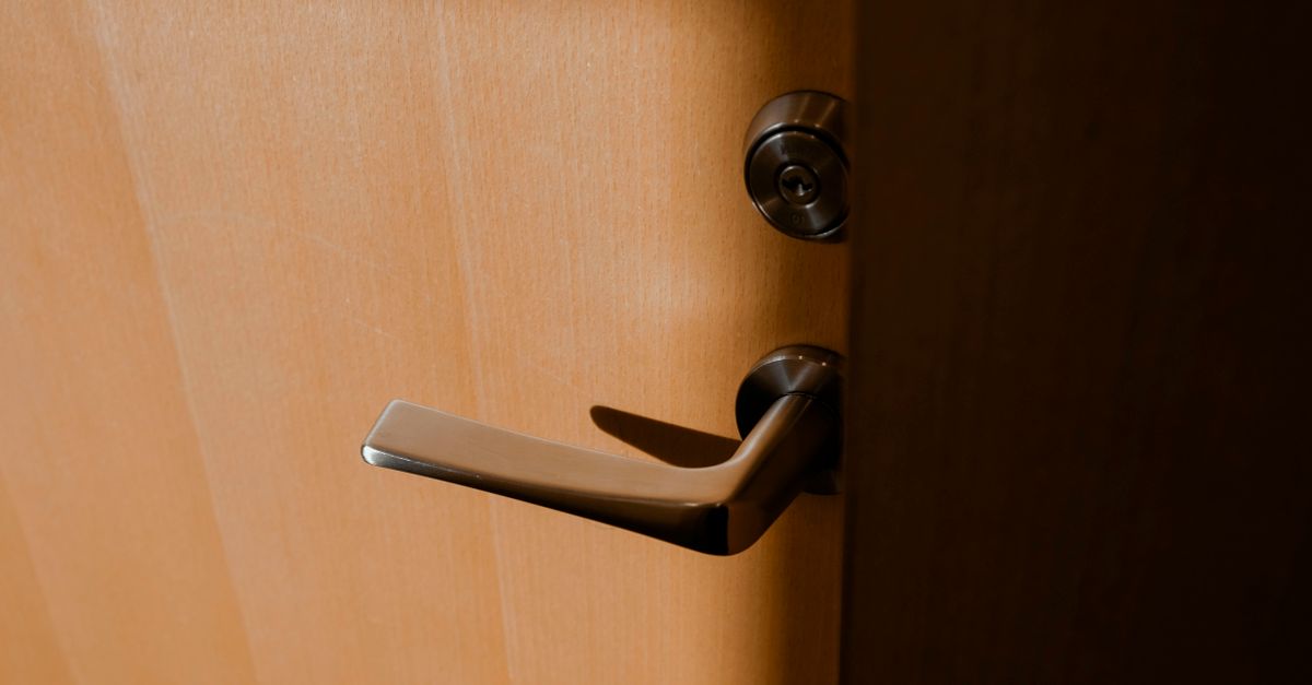 front door lock key — Laguna Beach CA Locksmith