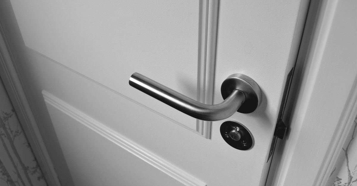 door security hardware — Laguna Beach CA Locksmith